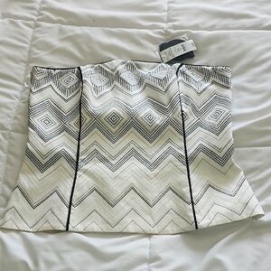 White House Black Market Black and White Chevron Mini Skirt